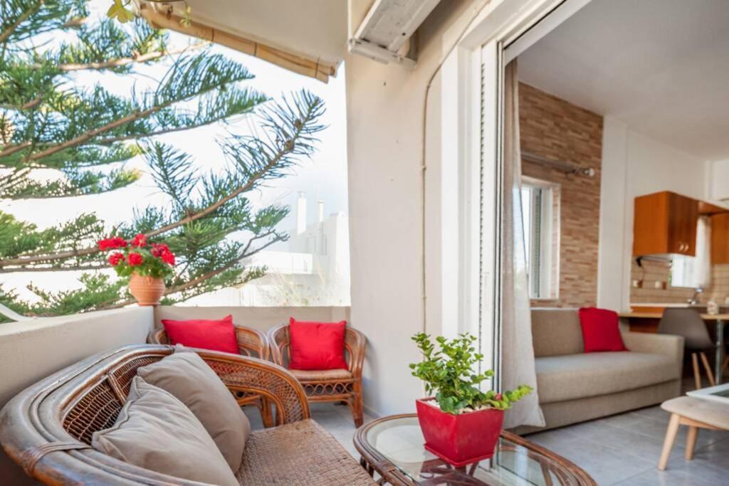 Jenny'S Flat Near The Sea Apartment Galatás Екстериор снимка